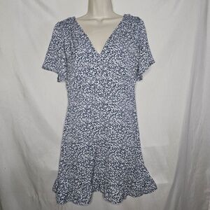 Abercrombie & Fitch Ditsy Floral V Neck Smocked Mini Babydoll Dress Lined Size S